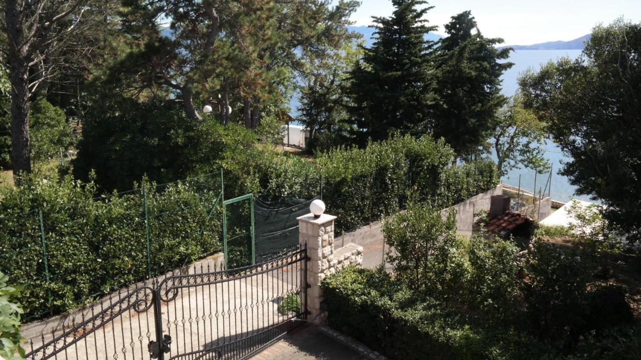 Apartmani Lili Novi Vinodolski Exterior photo